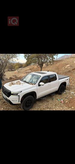 نيسان فرونتر